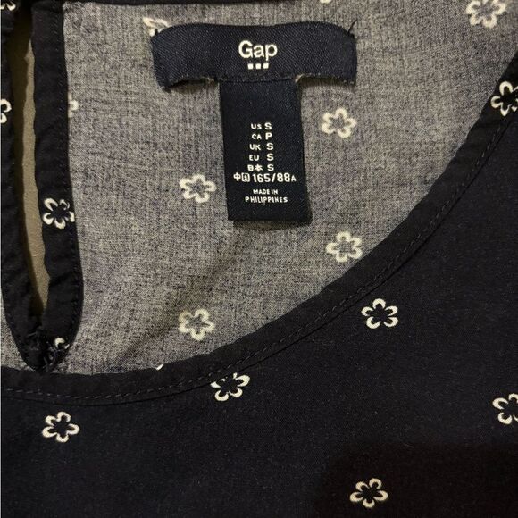 Gap short sleeve blouse - Picture 3 of 3